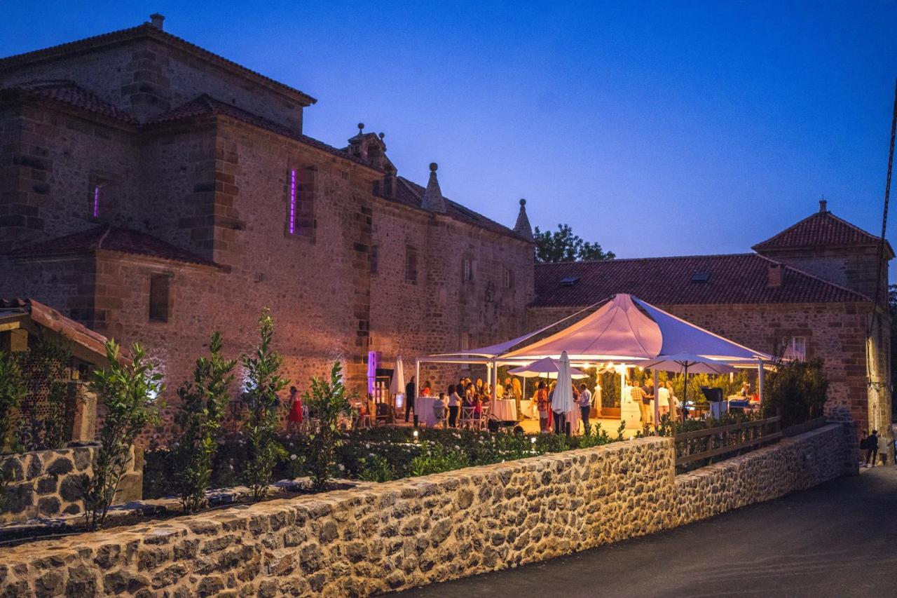 Palacio De Los Acevedo Hoznayo Dış mekan fotoğraf