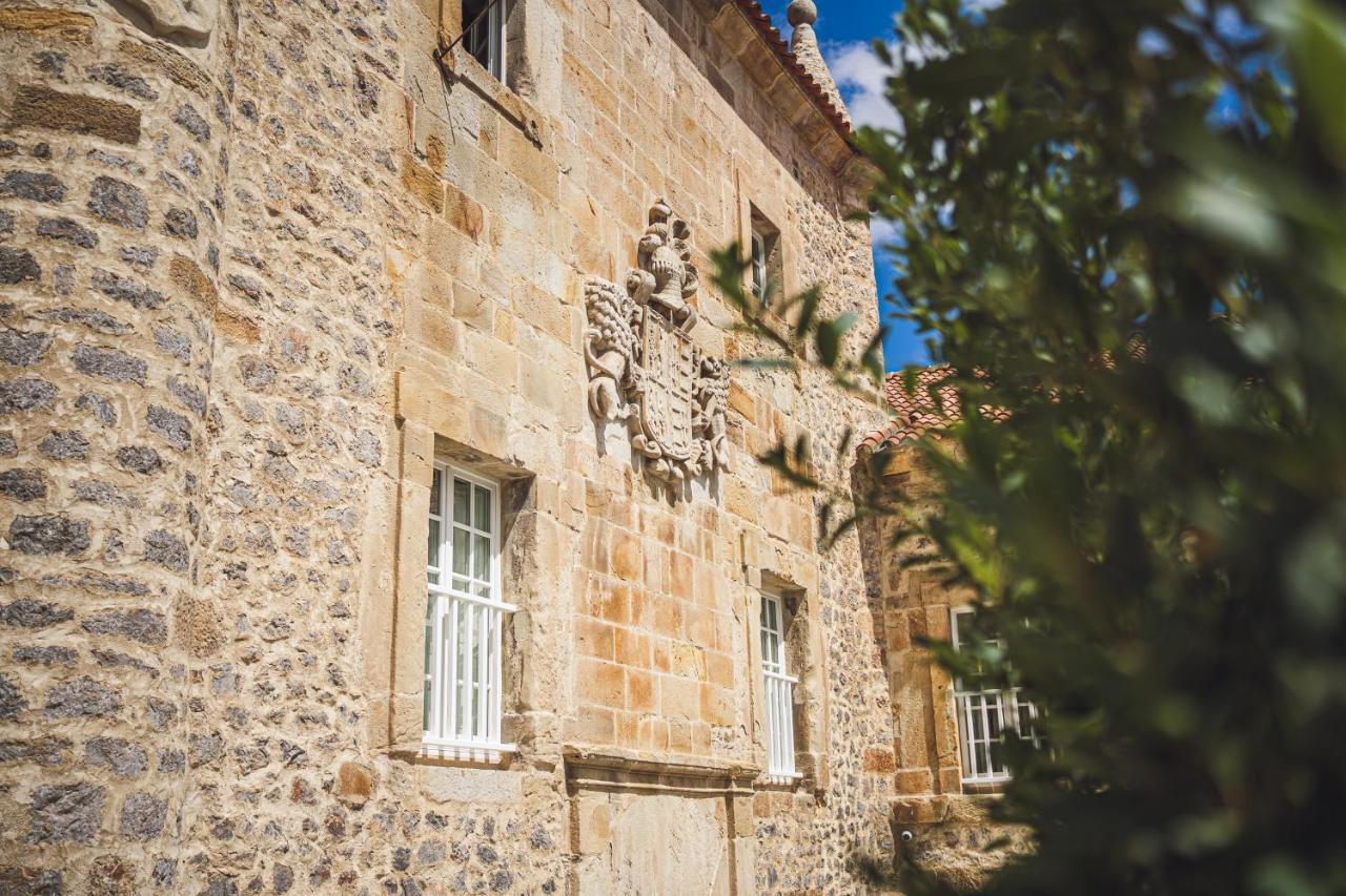 Palacio De Los Acevedo Hoznayo Dış mekan fotoğraf